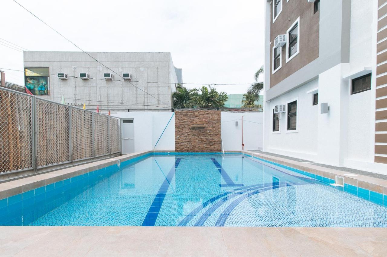 Reddoorz Plus At Dbuilders Poblacion Bgc Taguig Eksteriør billede